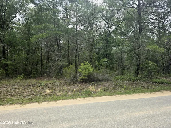 105 PARK Avenue, Interlachen, FL 32148