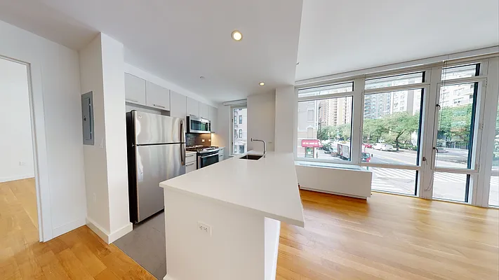 Rented by Bond New York | media 21