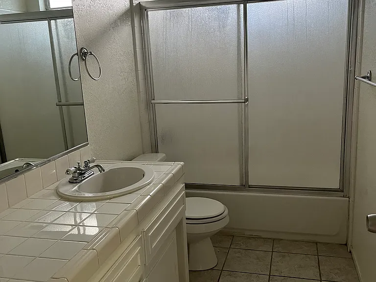 1133 Miller Ln — Photo 5