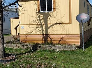 819 S Comstock Rd SPACE 42, Sutherlin, OR 97479