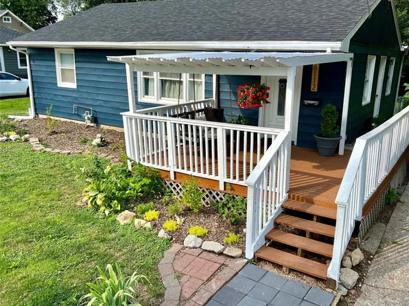 6112 SW 19th St, Des Moines, IA 50315