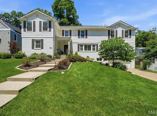 1121 Timberlane Dr, Saint Louis, MO 63122