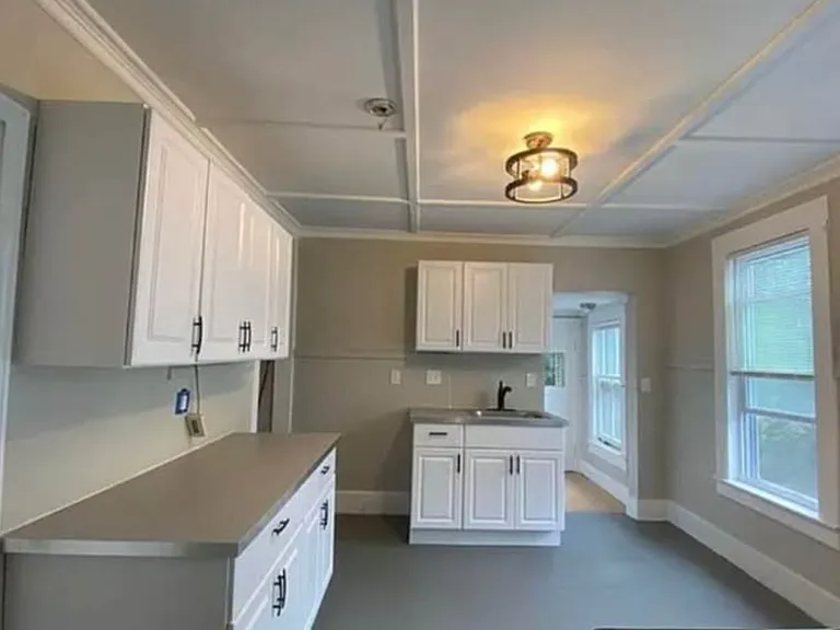 12 Essex St #14-L — Photo 2