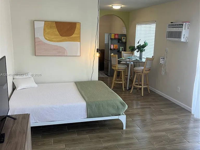 7720 Harding Ave #8 — Photo 6