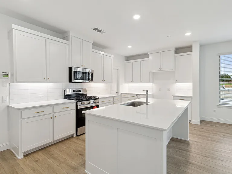2845 Maidenhair Ln — Photo 4