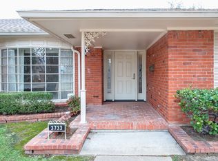 3733 Arborlawn Dr, Fort Worth, TX 76109