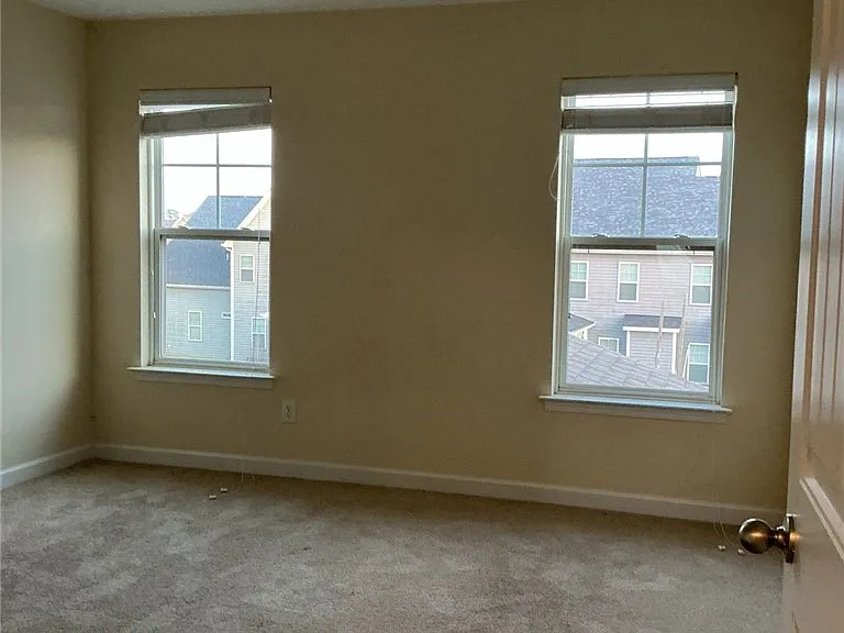 825 Ronald Reagan Dr — Photo 19