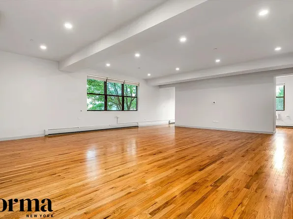 5110 Vernon Blvd APT 2B, Long Island City, NY 11101