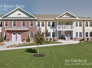 910 Brady Rd, Sackets Harbor, NY 13685