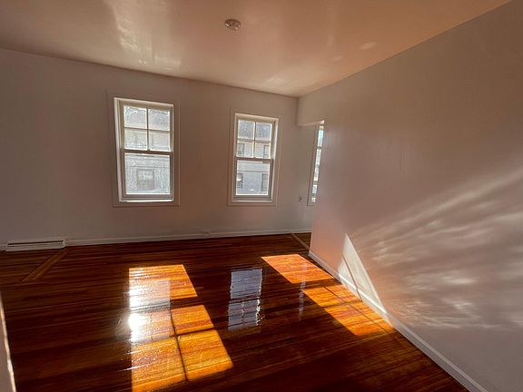 2nd image of 610 Hawley Ave Floor 2