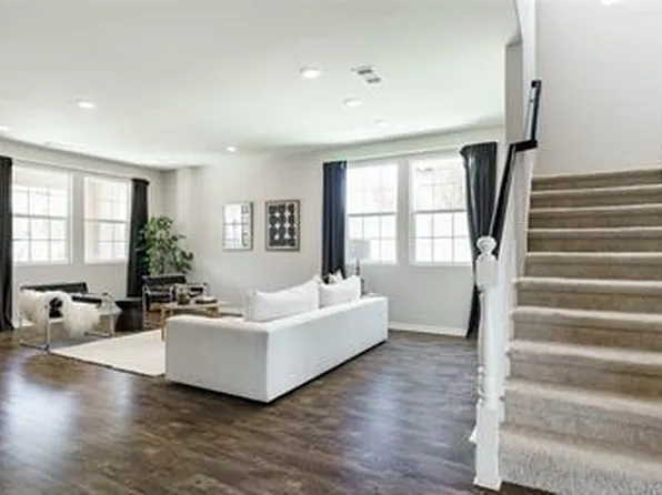12585 Sundance Ave, San Diego, CA 92129