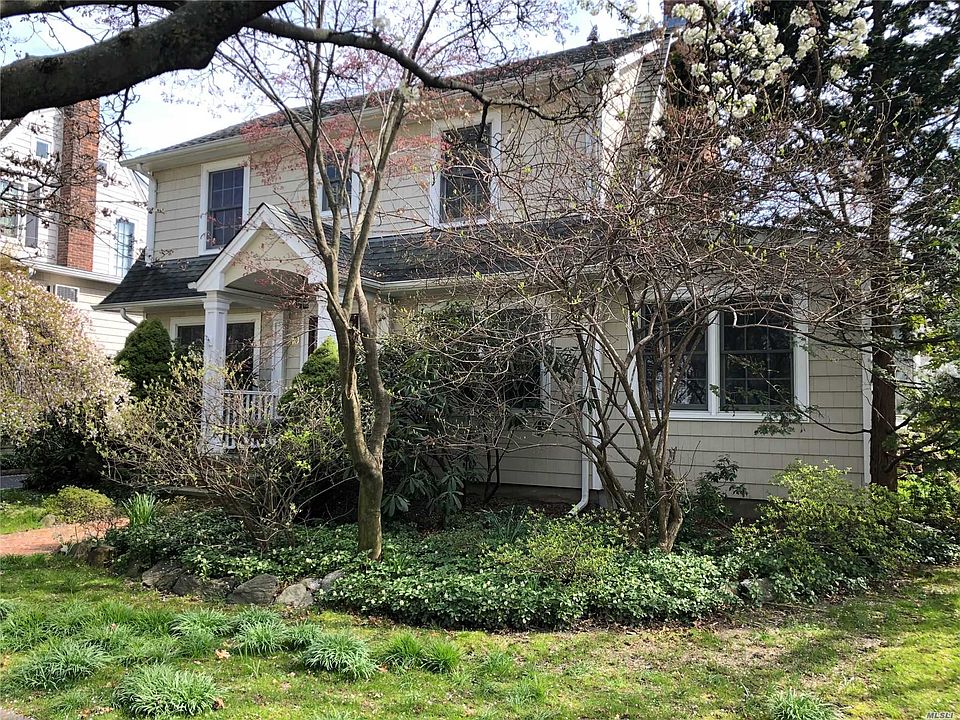 2nd image of 10 Park Ave