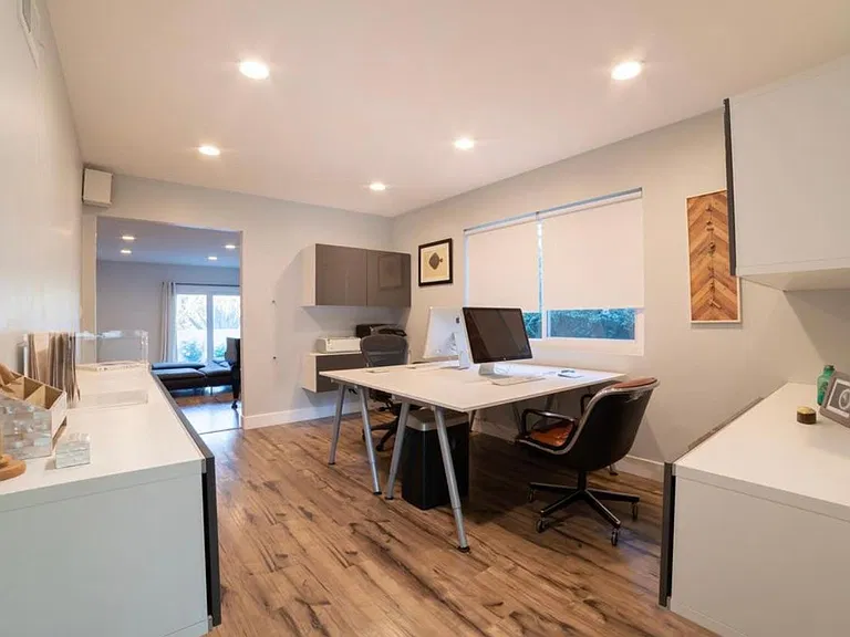 1530 Marine Ave — Photo 2