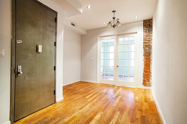 Rented by Brooklyn Group | media 2