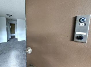 2290 S Oneida St APT 108, Denver, CO 80224