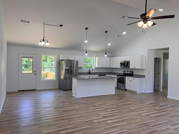 2nd image of 1018 Oakwood Lakes Blvd