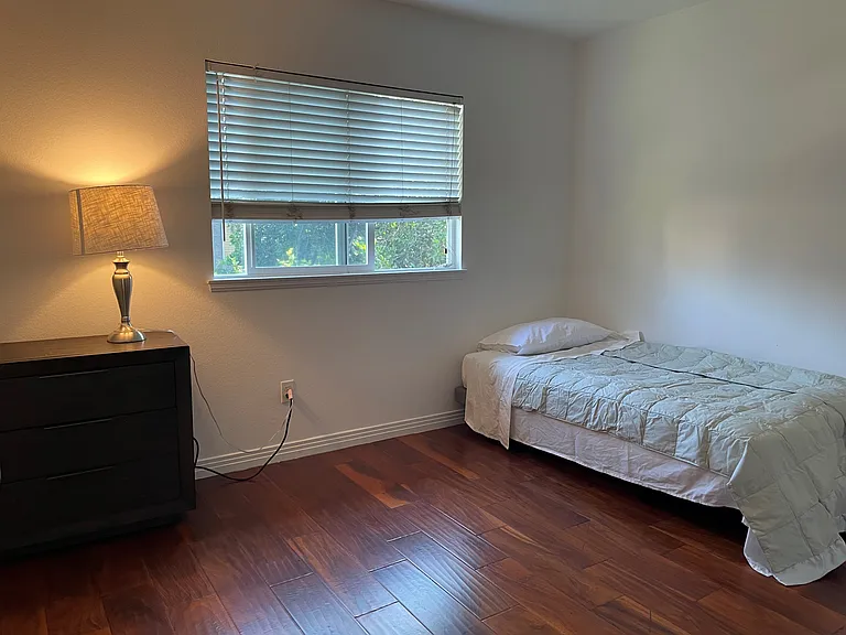 7651 Jordan Ave — Photo 18