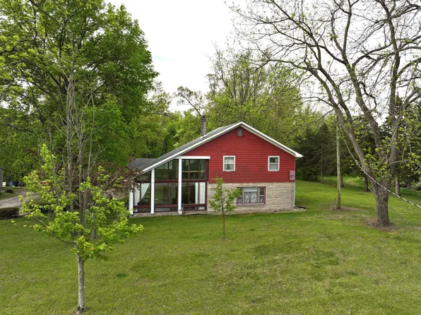 731 E County Road 25 S, Winamac, IN 46996