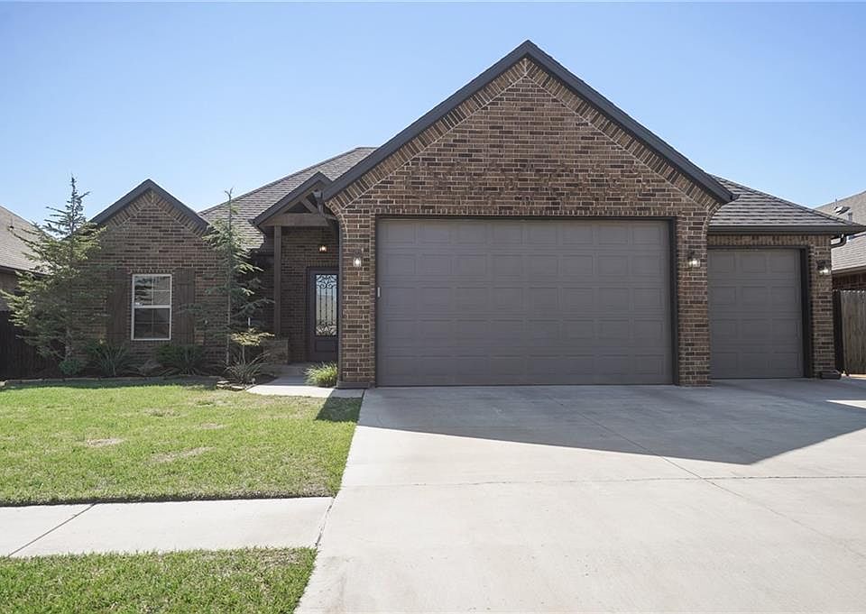 1st image of 2616 Coles Creek Ln