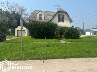 310 2nd St NW, Clarion, IA 50525