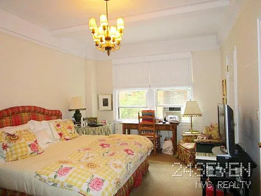 Rented by 24 7 NYC Realty Inc. | media 8