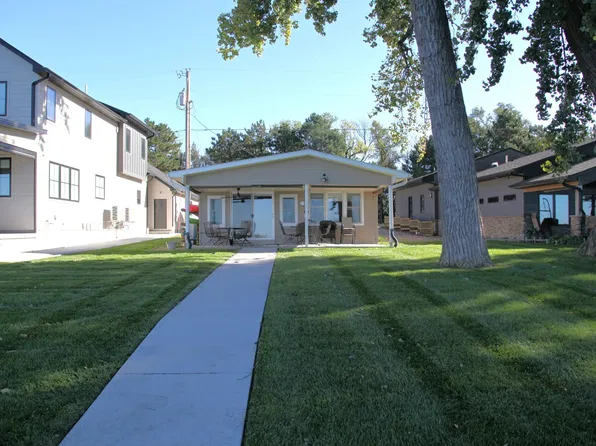 9 Crappie Cor, Johnson Lake, NE 68937