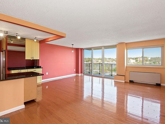 5th image of 1225 Martha Custis Dr APT 920