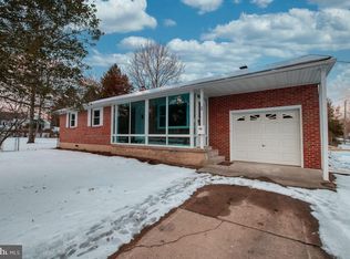 55 Lowell St, Lindenwold, NJ 08021