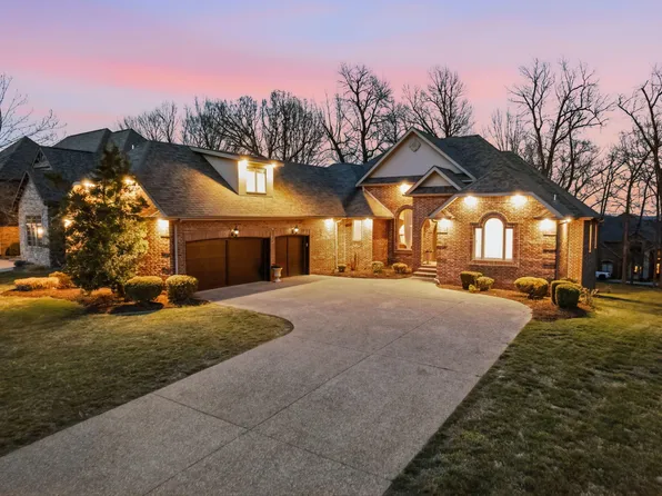 6048 S Black Oak Drive, Springfield, MO 65804