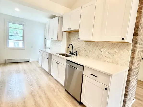 183 Caesars Lane, New Windsor, NY 12553