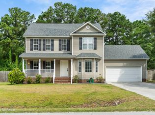 366 Duffy Field Rd, Richlands, NC 28574