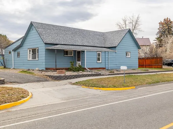 1222 Park Ave, Meeteetse, WY 82433