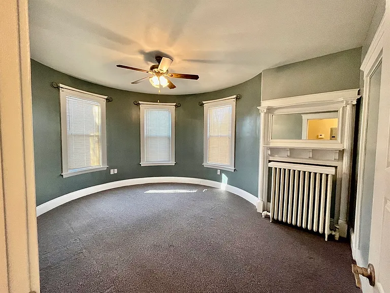 22 Pleasant St #1 — Photo 2