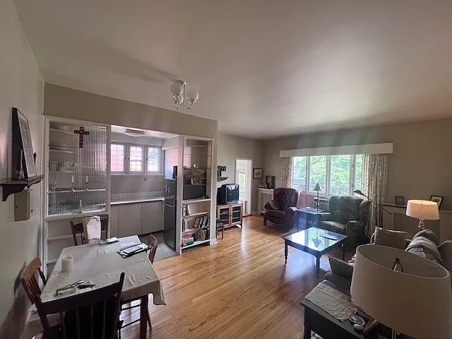 322 Frank St #205 — Photo 5