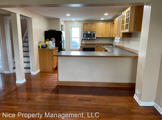 21935 Winchester St, Southfield, MI 48076