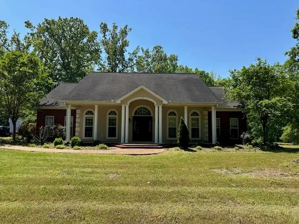 15 County Road 7018, Booneville, MS 38829