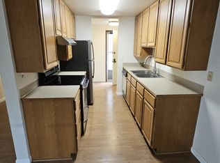 2325 W Crockett St #1, Seattle, WA 98199