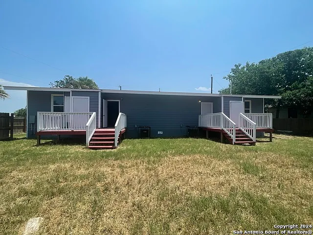 2 bed, 1.0 bath, 740 sqft, $1,295 — Photo 3