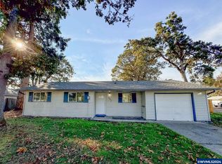 995 N 5th St, Aumsville, OR 97325