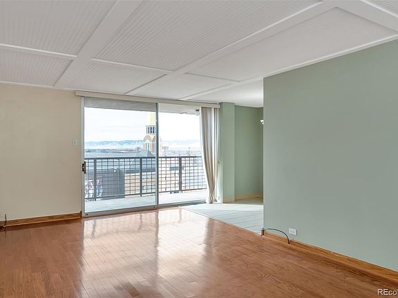 4th image of 2225 Buchtel Boulevard #1006