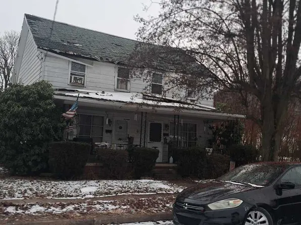 46 Italy St, Mocanaqua, PA 18655