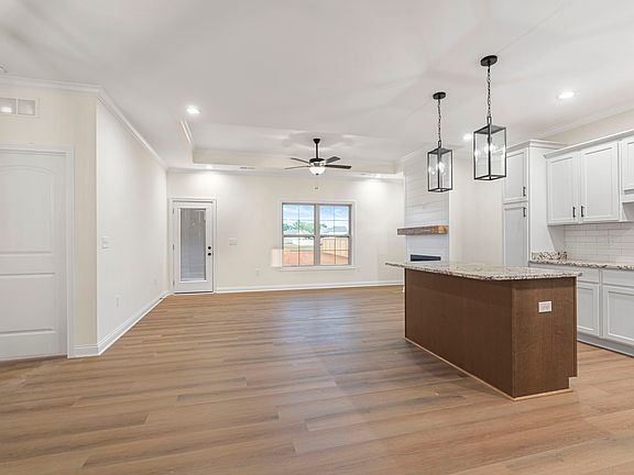 7th image of this home