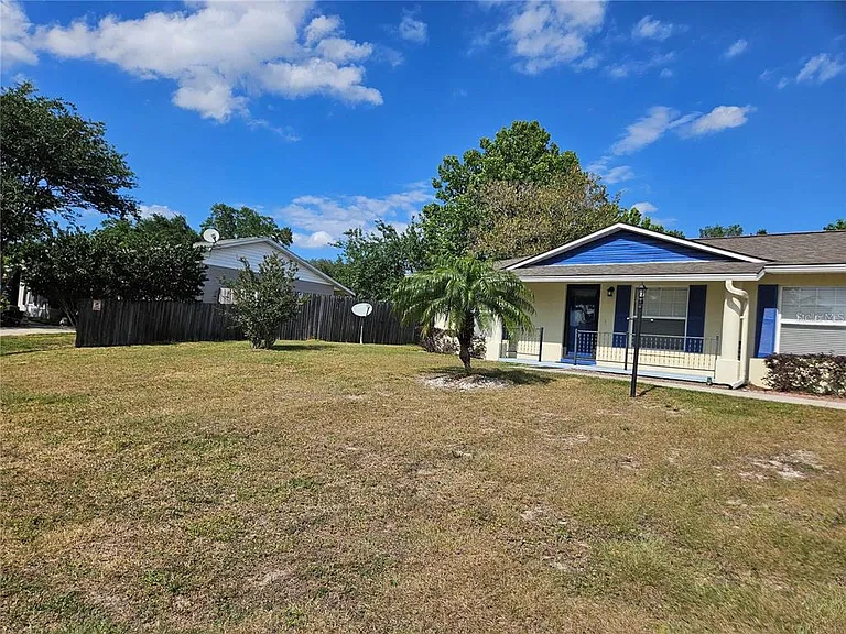 375 Willow Song Ct — Photo 4
