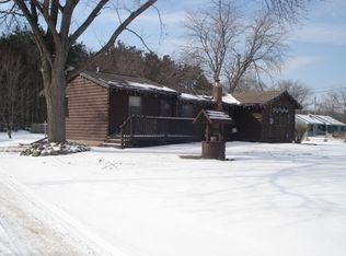 4681 E Berry Rd, Pleasant Lake, MI 49272