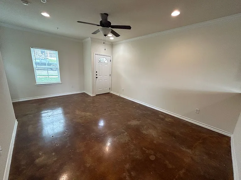622 Meadow Arbor Ln — Photo 4
