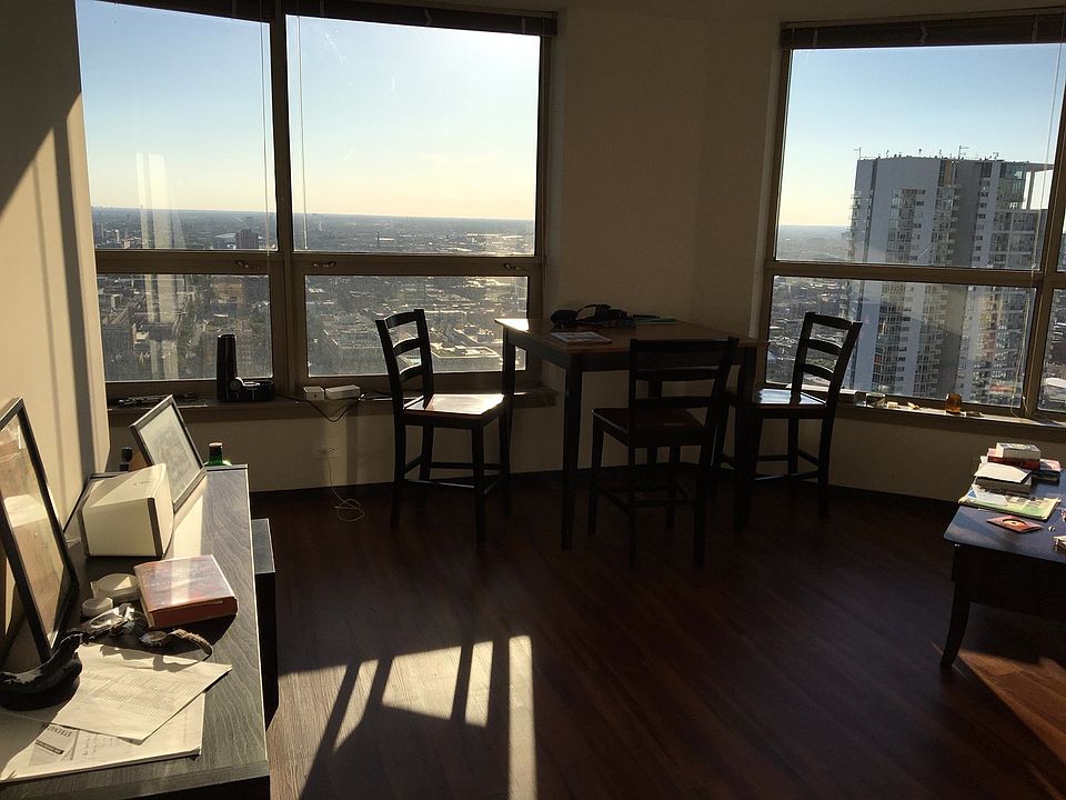 1st image of 625 W Madison St APT 4102
