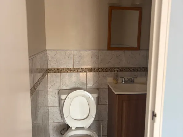 2078 Bergen Ave Floor 3, Brooklyn, NY 11234