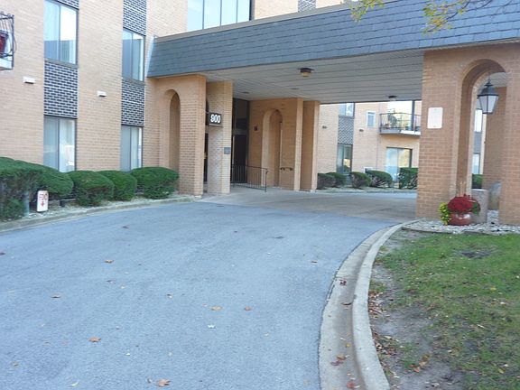 3rd image of 900 W Sunset Dr APT 413