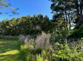 371 Gillikin Rd, Beaufort, NC 28516