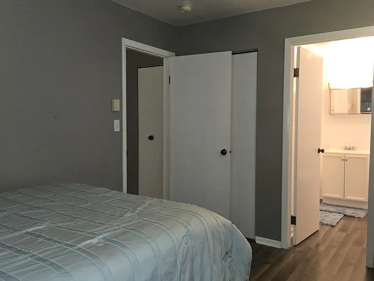 105 Hobart St #5 — Photo 13